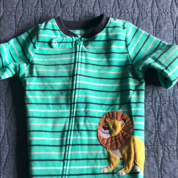 3 Carter’s footed pajamas in 2T BUNDLE - Picture 6 of 8